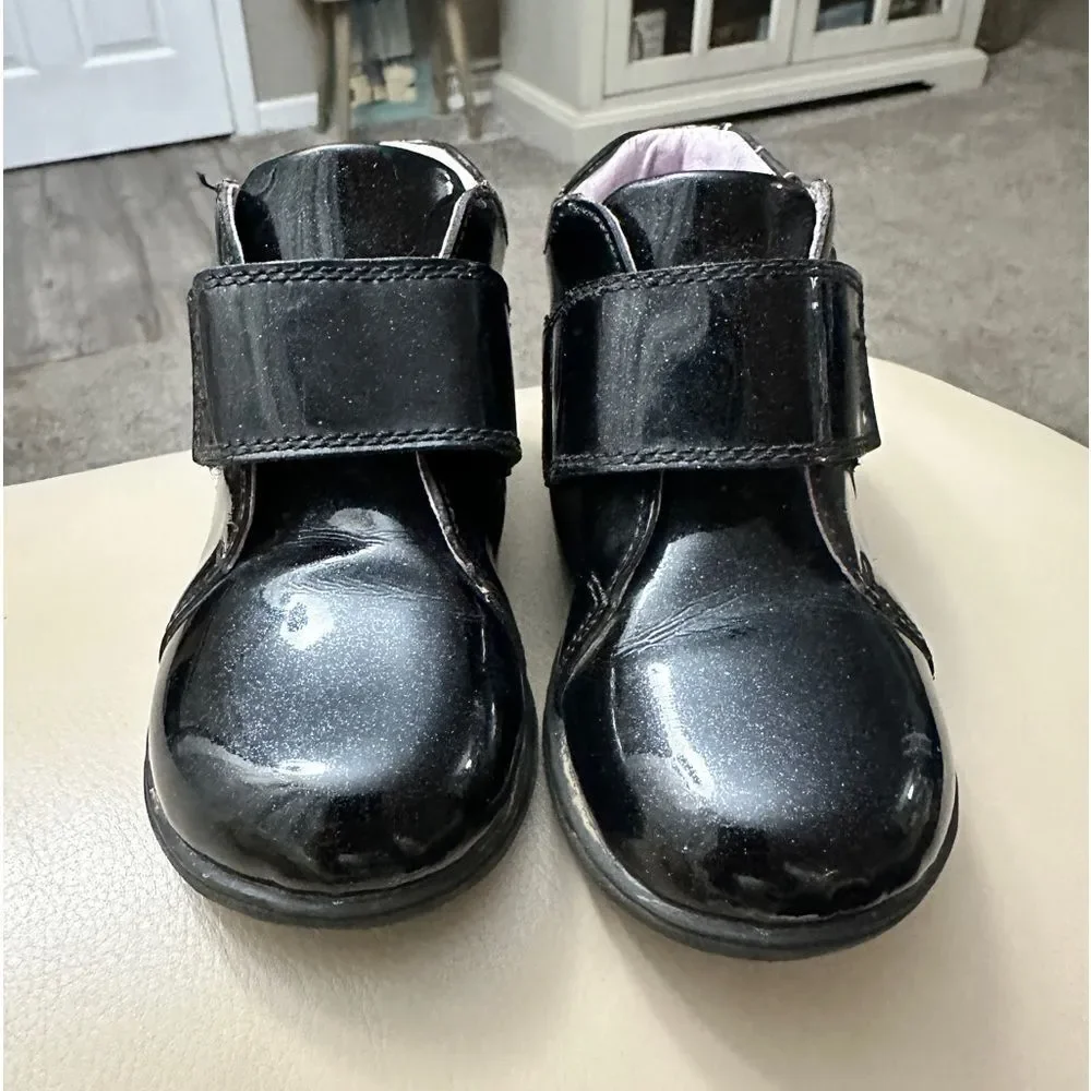 Umi Genuine Leather Black Patent Toddler Bootie w/ Pink Floral Design Sz 6.5
